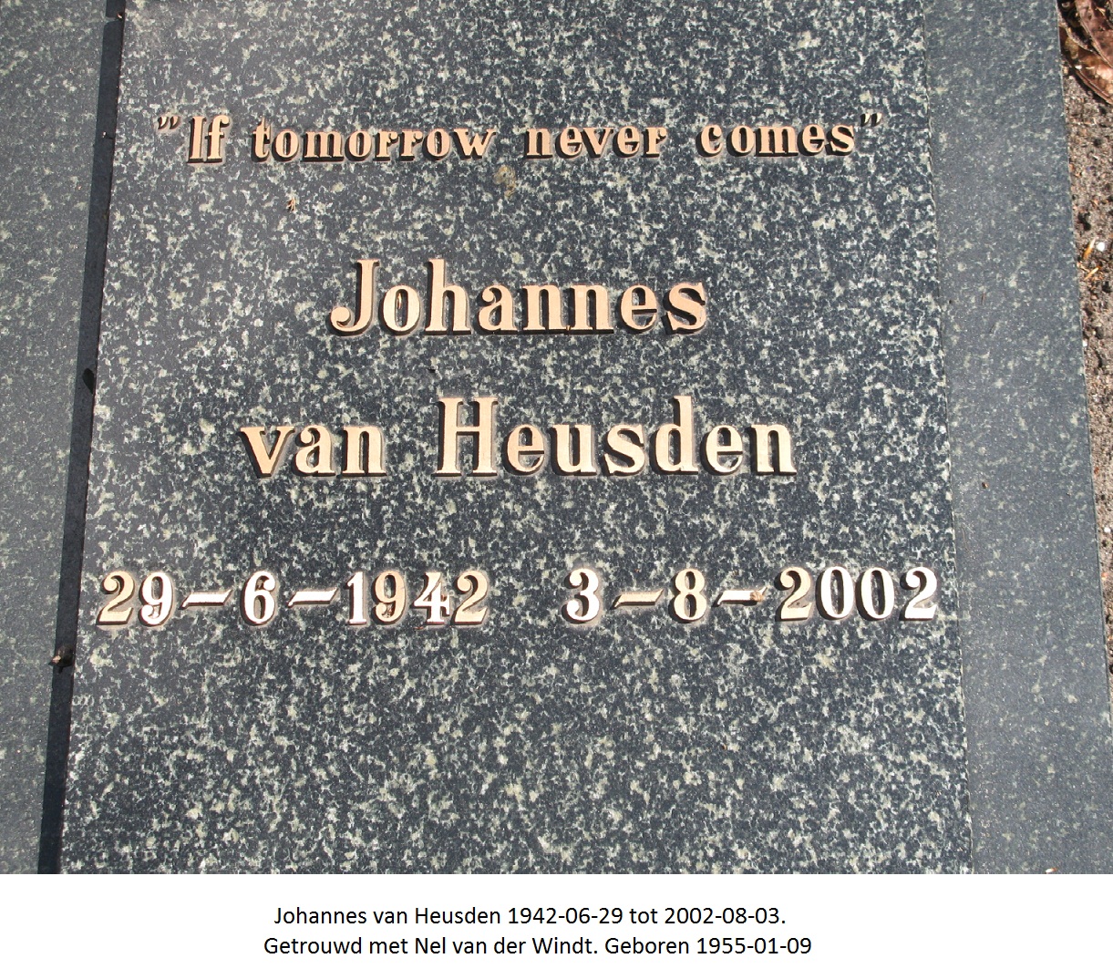 Grafsteen van Johannes van Heusden 29-6-1942 03-08-2002
